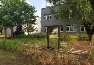Widok na przedszkole od strony ogrodu.